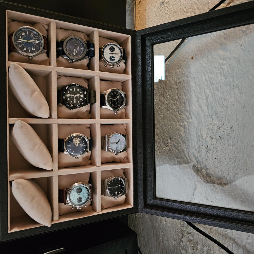 Caja en Piel para 12 relojes y 6 lentes - Customer Photo From Miguel Angel Aguilar Rabielli