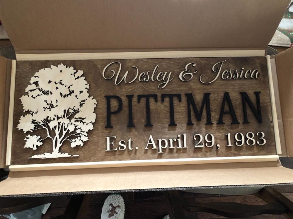 Family Name Sign with Tree - Customer Photo From Jessica Pittman