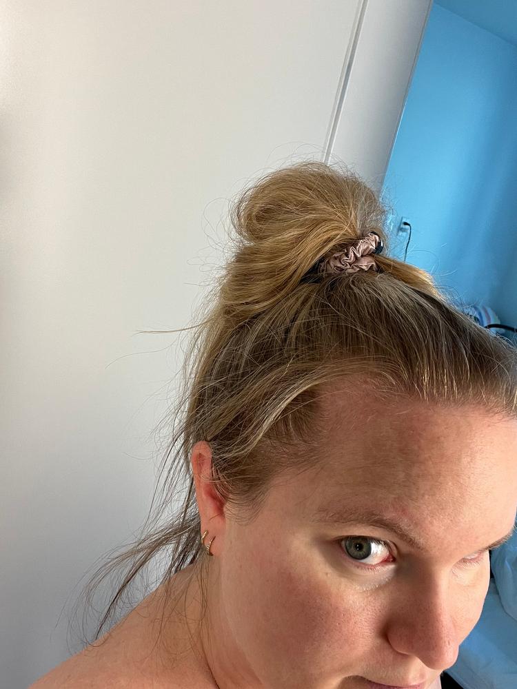 Silk Hair Ties | Bloom - Customer Photo From Anne Skrynnikov