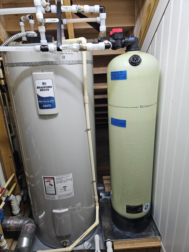 Clack 2.5 Cubic Foot Non Backwashing Acid Neutralizer - Customer Photo From Scottie Benefield
