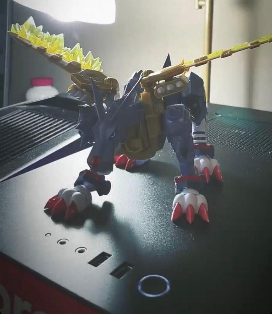 Figure-rise Standard Metal Garurumon (AMPLIFIED) - Customer Photo From haoran