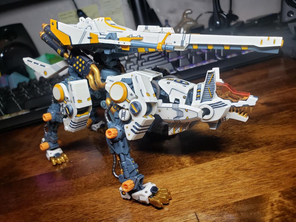 Zoids Highend Master Model RHI3 Command Wolf (Repackage Ver