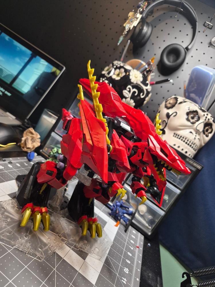 Zoids Highend Master Model EZ-049 Sturm Tyrann (Berserk Unit) 1/72