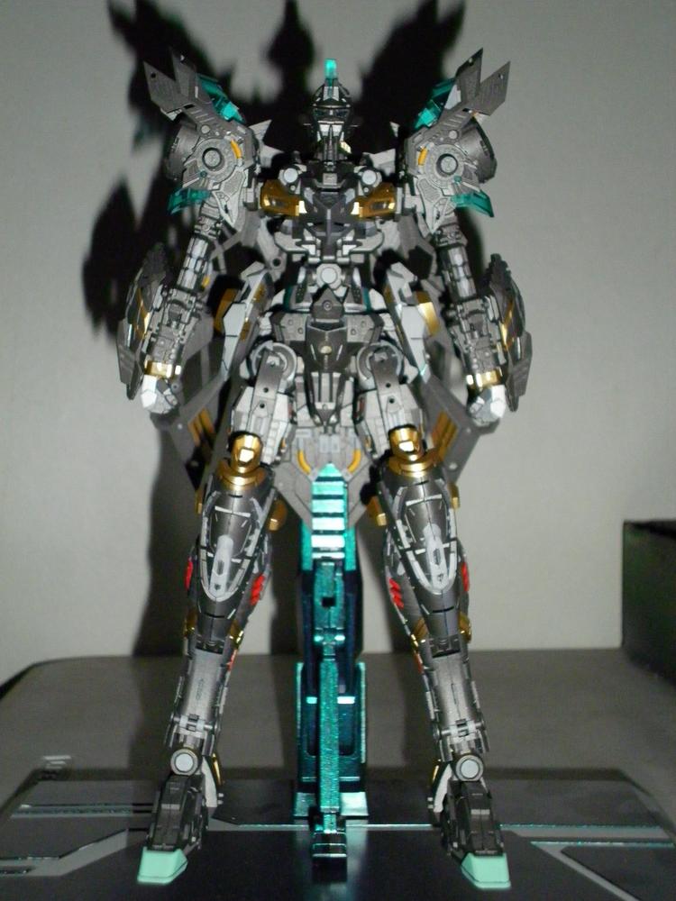 Emperor Series YR-04 Particle Awakening Armament F.P.A.A. Fire Lord 1/100 Scale Model Kit - Customer Photo From Timothy Snow