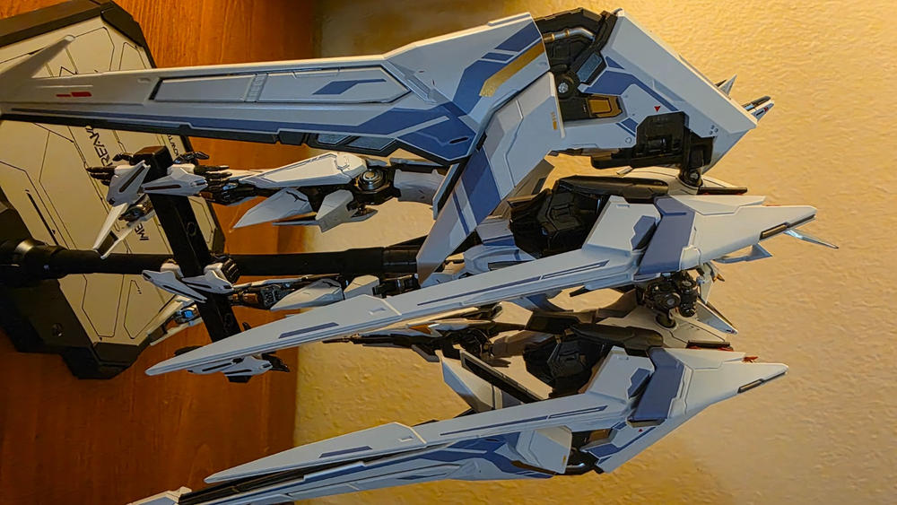 Mecha BREAK Illustrious Class UBP-R02T FALCON Mecha Action Figure