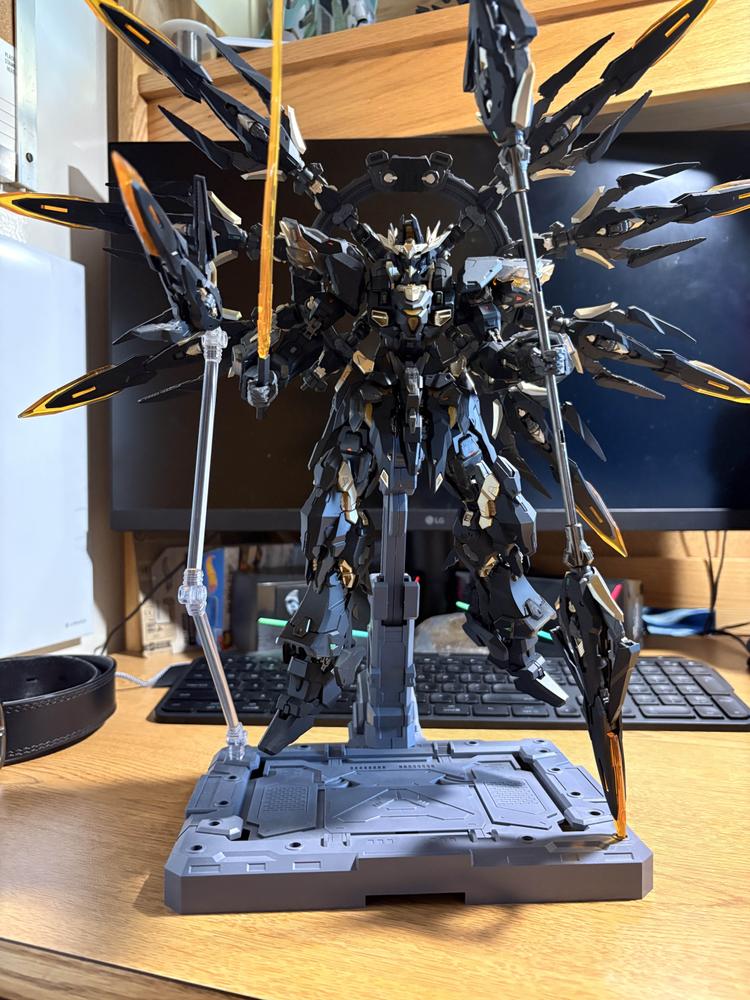 Vientiane Fusion Apocalypse (Black) 1/100 Scale Model Kit – USA
