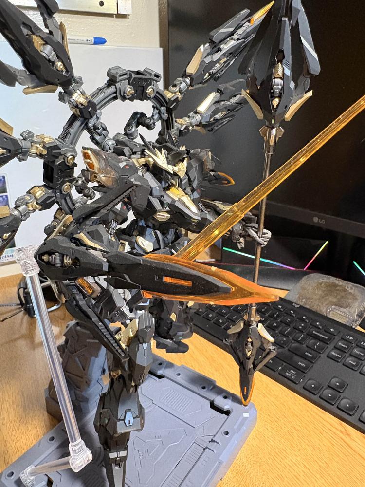Vientiane Fusion Apocalypse (Black) 1/100 Scale Model Kit – USA