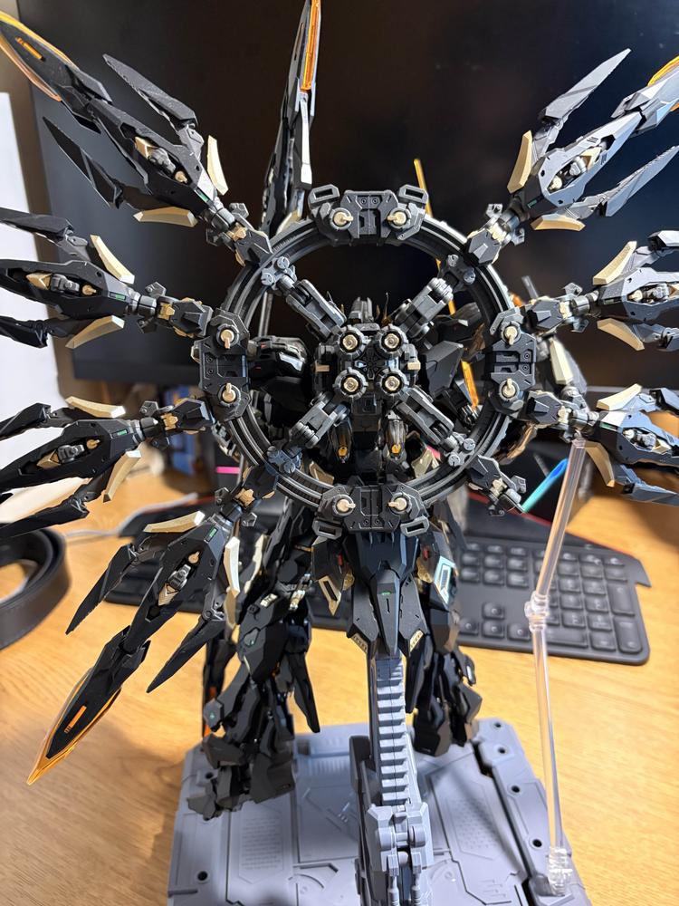 Vientiane Fusion Apocalypse (Black) 1/100 Scale Model Kit – USA