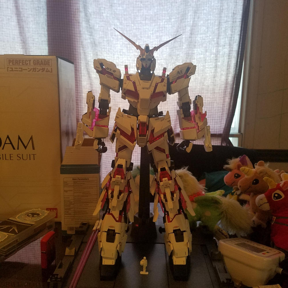 Bandai Hobby PG RX-0 Unicorn Gundam Model Kit 1/60 Scale BAN194365 for sale online