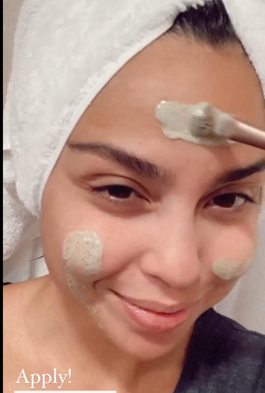 SUDTANA Kaffir Lime, Turmeric & Rice Detoxifying Herbal Mask - Customer Photo From Teratai Cantika Frommenwiler