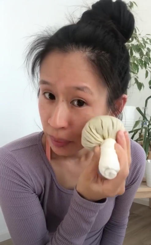 SUDTANA Turmeric, Thai Wan Plai & Ginger Facial Poultice - Customer Photo From Jacqui N.