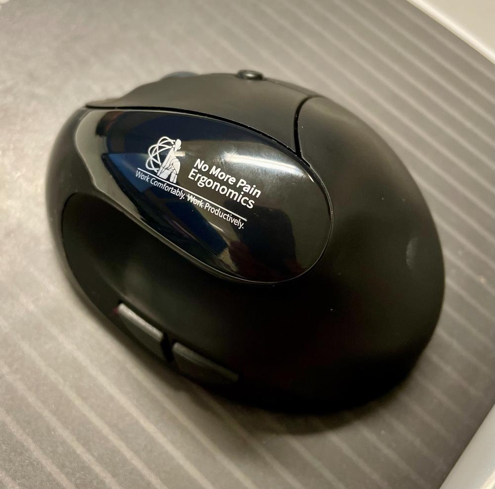 Ergo Comfi Mouse - Customer Photo From Nicky L.