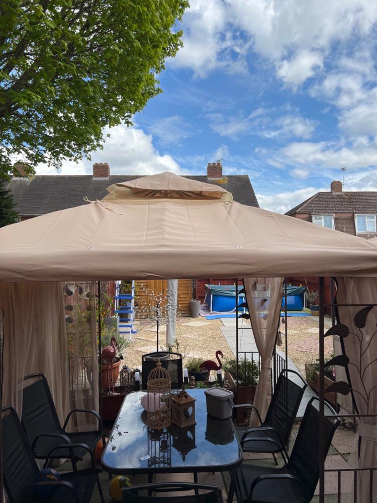 CLEARANCE - Canopy for 2.5m x 2.5m Patio Gazebo - Two Tier - Customer Photo From nicola wills