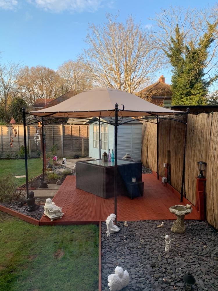 Canopy for 4m Hexagonal Patio Gazebo - Single Tier - Customer Photo From chris ogden