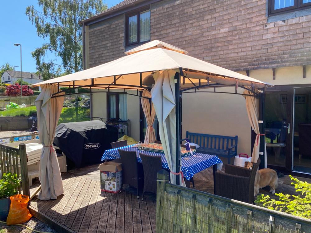 Canopy for 3m x 3m Extending Patio Gazebo (332cm Actual Width) - Two Tier - Main Section - Customer Photo From Stuart Robinson