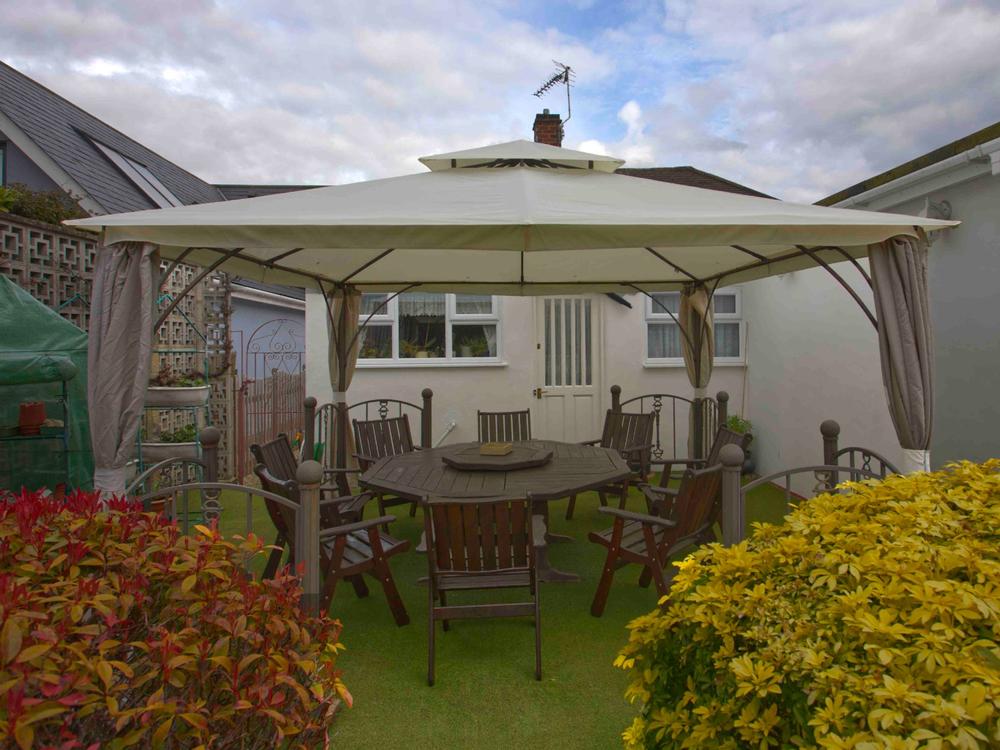Canopy for 3.5m x 3.5m Patio Gazebo - Two Tier - Customer Photo From Malcolm Tinn