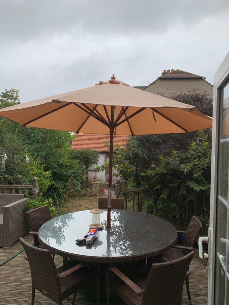 Canopy for 2.7m Round Parasol/Umbrella - 8 Spoke - Customer Photo From Madeleine Quiney