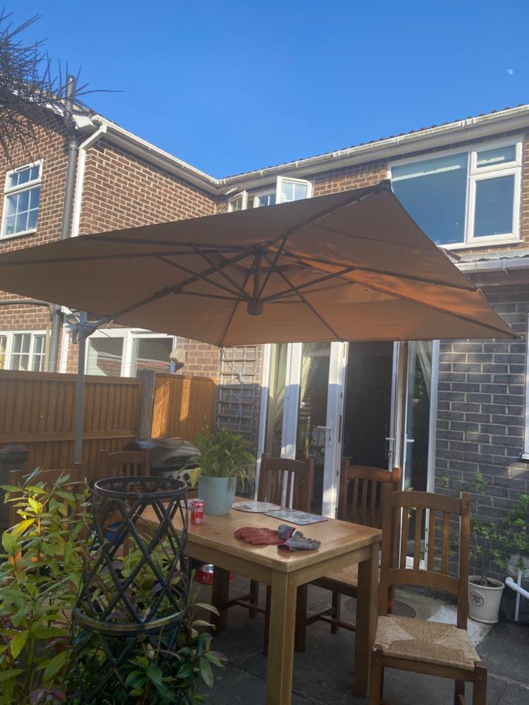 Canopy for 2.6m Square The Range Cantilever Parasol/Umbrella - 8 Spoke - Customer Photo From Anne Newcombe