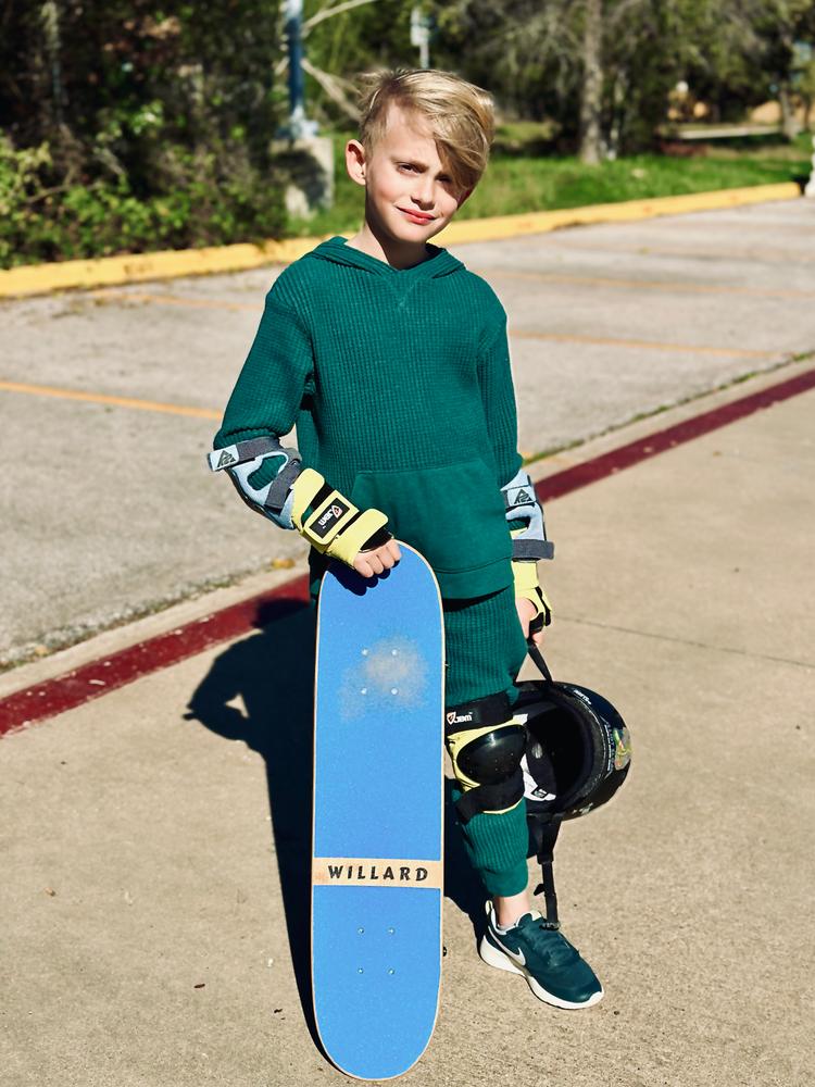 SkateXS Dragon Beginner Complete Skateboard for Kids - Customer Photo From Mark S