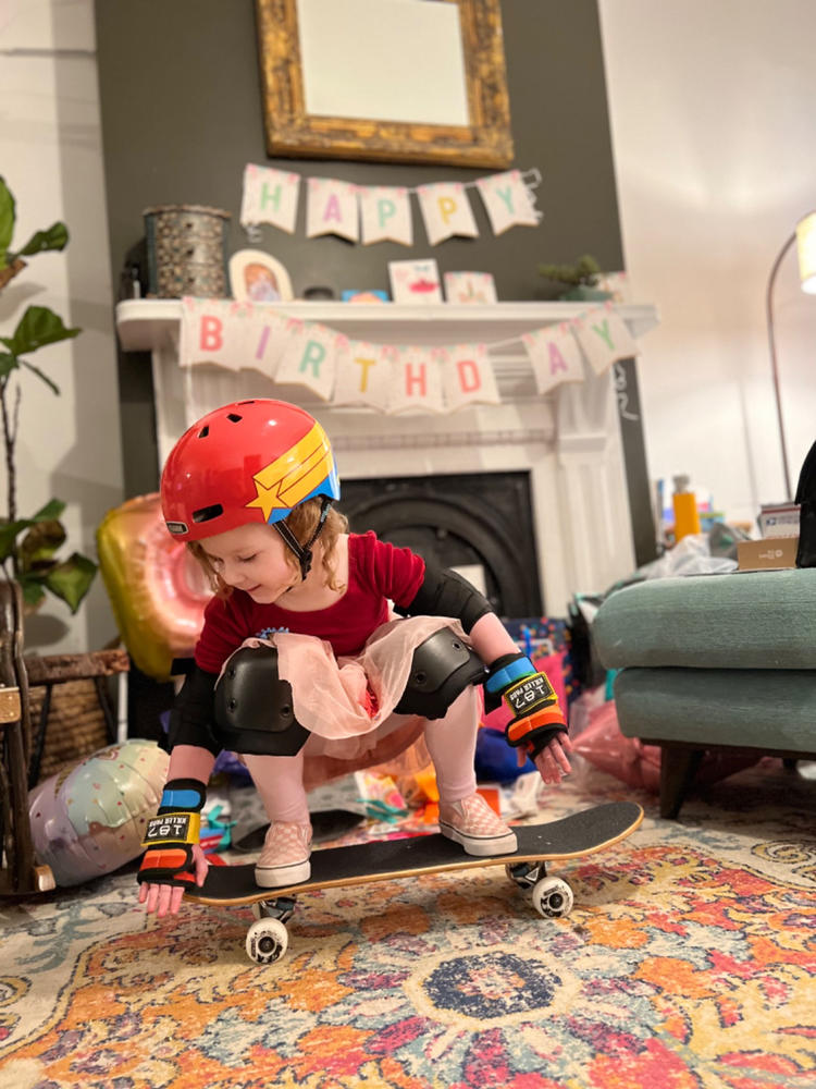 SkateXS Flowers Beginner Complete Skateboard for Kids - Customer Photo From Dutch DeVries