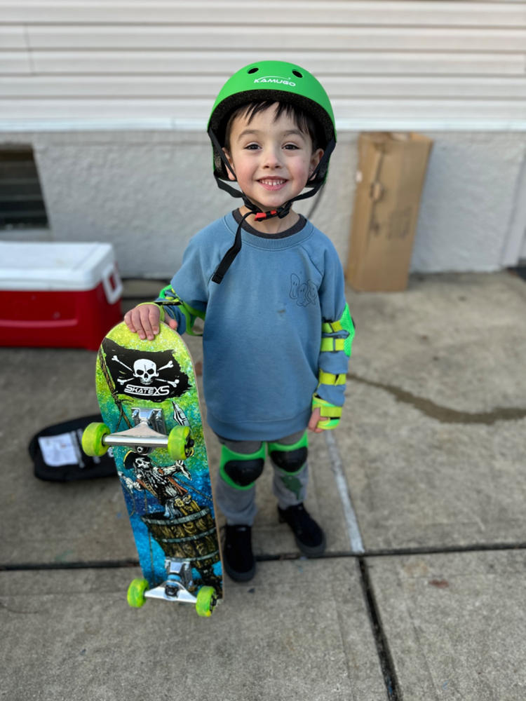 SkateXS Pirate Beginner Complete Skateboard for Kids - Customer Photo From Blum-Marciano Terence