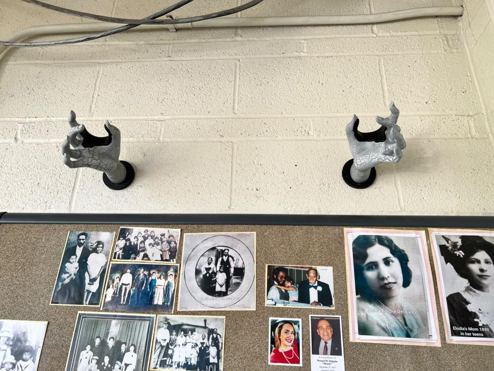 The Valkyrie White Cracked Guitar Hanger - Right - Customer Photo From Ricardo D.