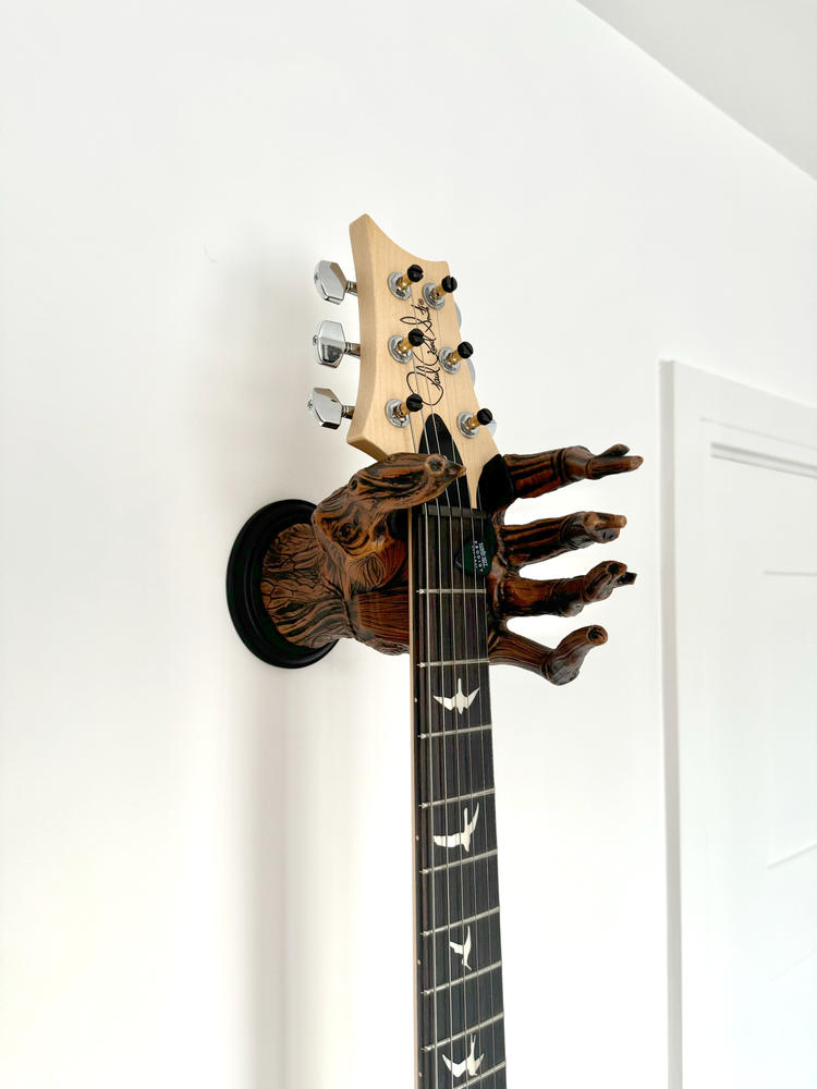 Ent-wistle Tree Hand Guitar Hanger - Left - Customer Photo From Jordan