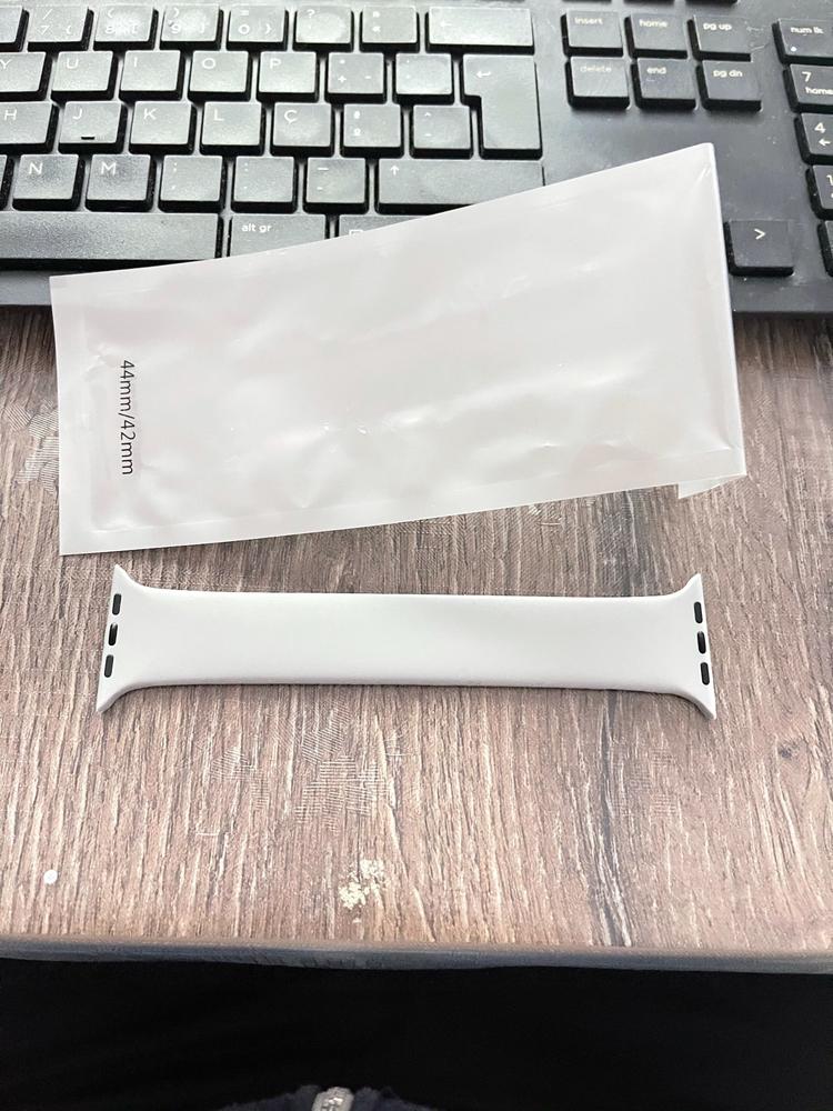 Super Soft Elastic Silicone Strap for Apple Watch - Customer Photo From A***o