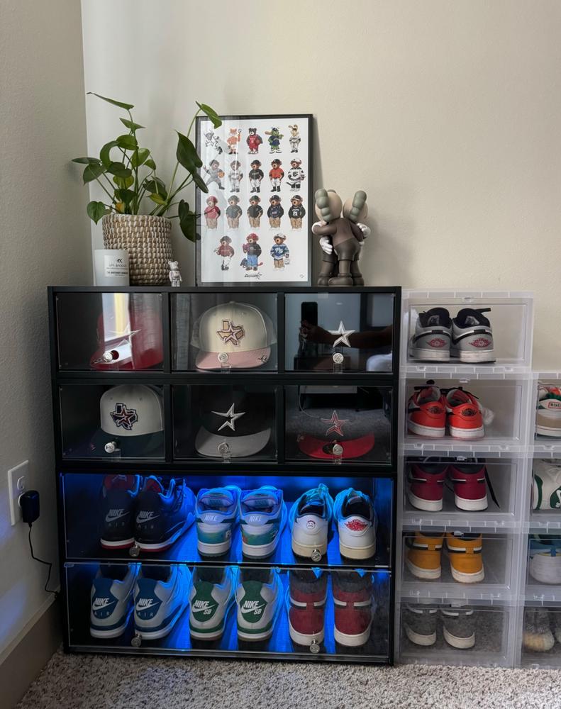 Sneaker Throne - Customer Photo From Paulina Loredo