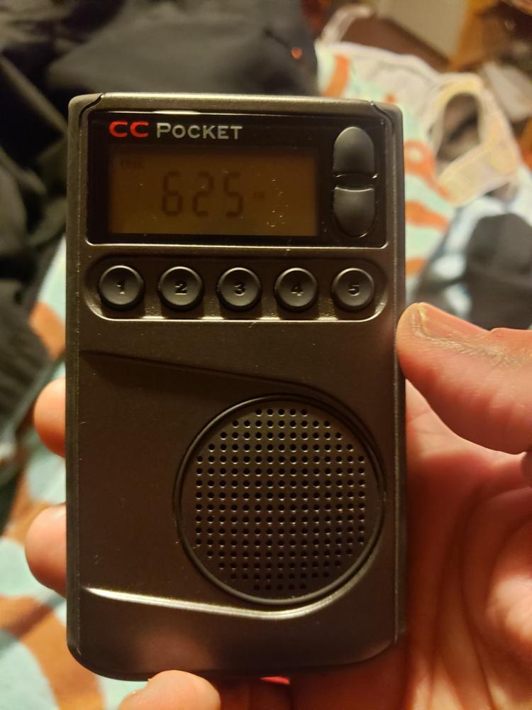 C. Crane CC radio de bolsillo a. m./f. m. con radio del tiempo de la NOAA,  con reloj y temporizador para dormir
