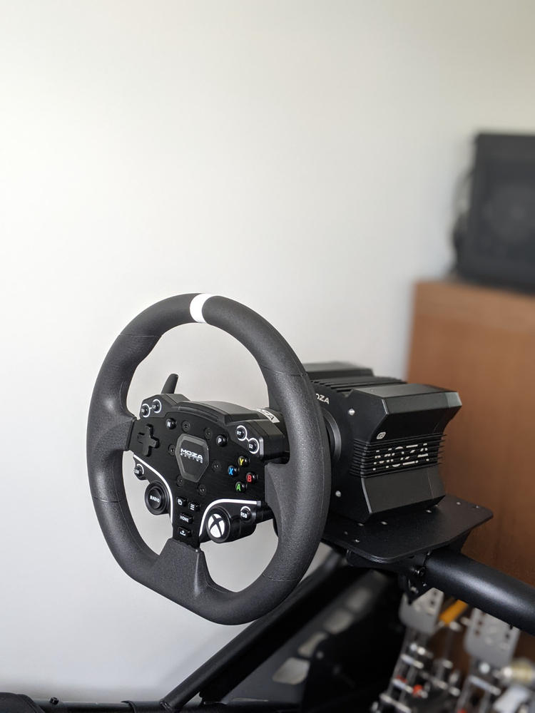 Moza ESX Steering Wheel for Xbox - Customer Photo From Billy Chen