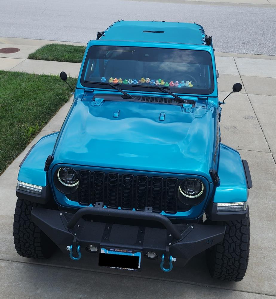 2018-2024 Jeep Wrangler JL (4 Door) - Hothead Sunshade - Customer Photo From Kyle Jakobitz