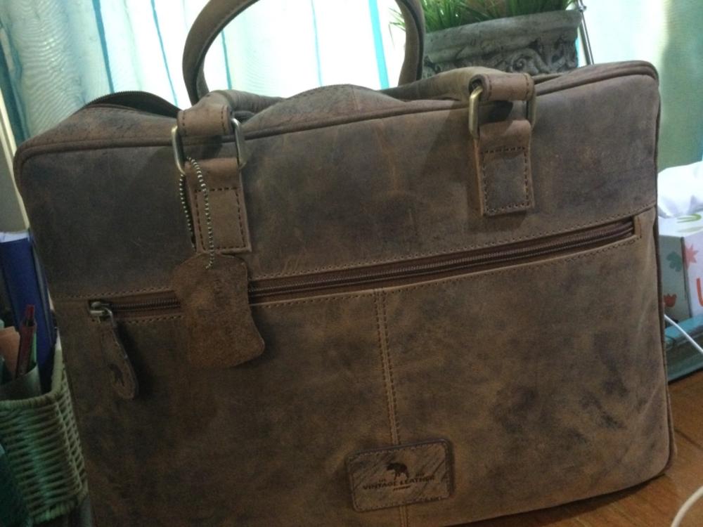 Colombo Laptop Bag | Laptop Bag Leather - Customer Photo From Libby Elliott