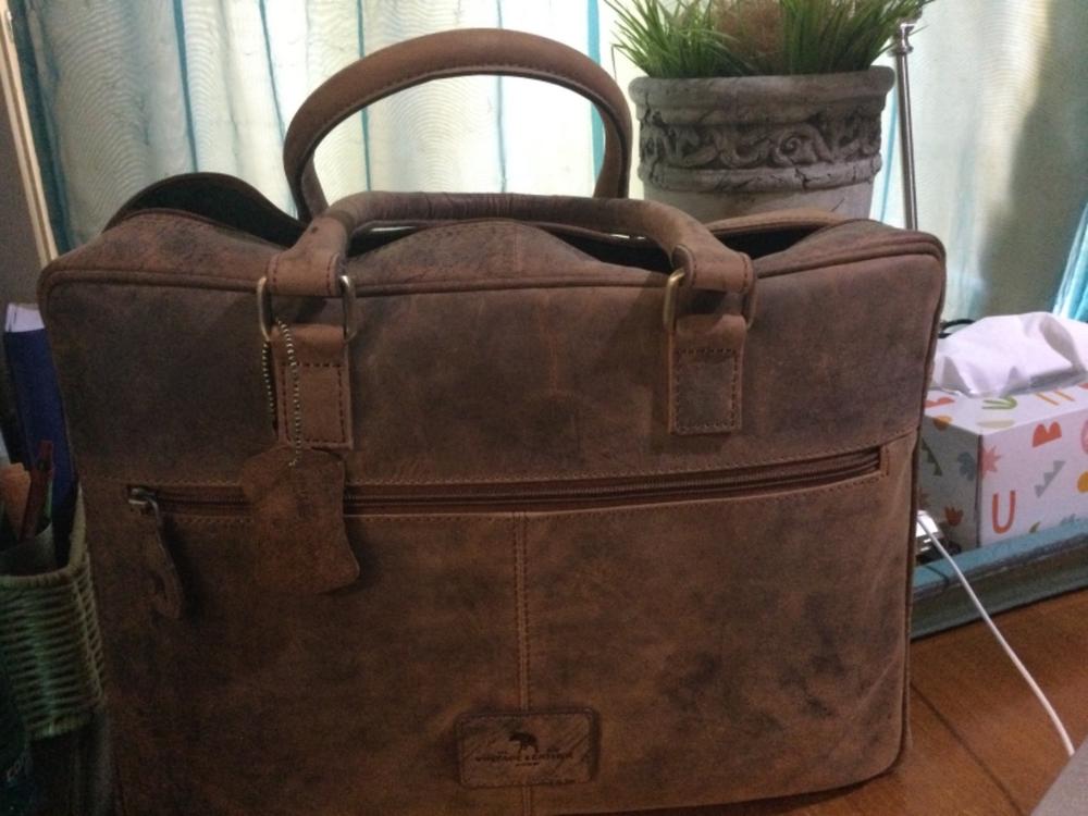 Colombo Laptop Bag | Laptop Bag Leather - Customer Photo From Libby Elliott