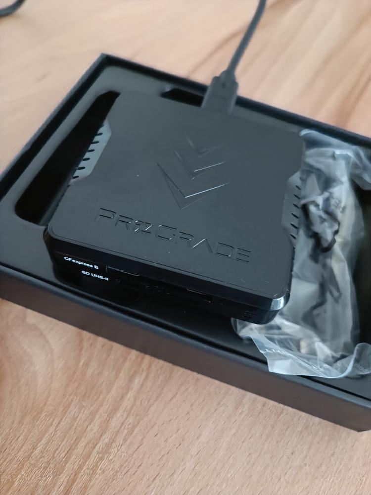 【Gary 】 PROGRADEデュアルカードリーダー SD UHS-II Dual-Slot Memory Card Reader by ProGrade Digital