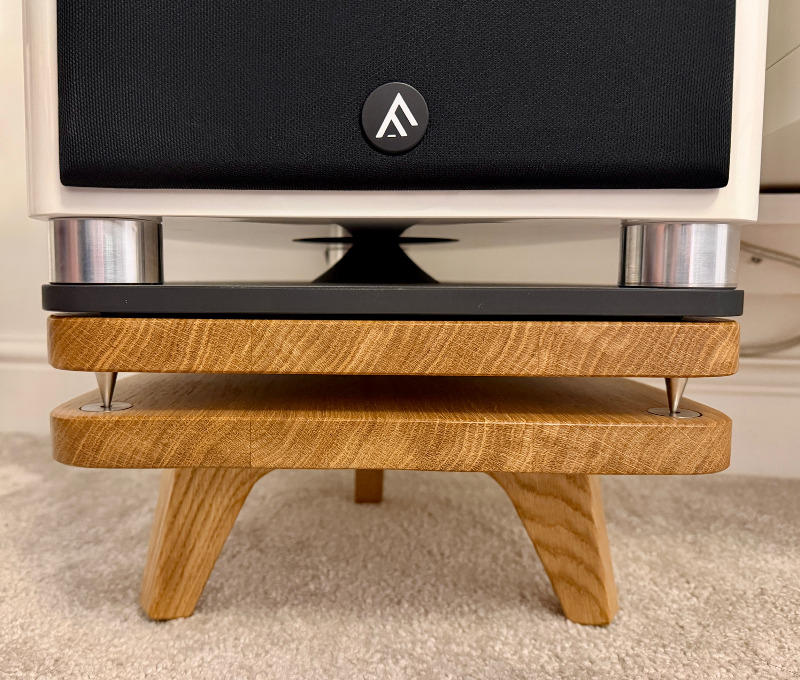 FYNE AUDIO F701 Speaker Stands 140-900mm (Pair) - Shaped Top Plate - Customer Photo From Anonymous