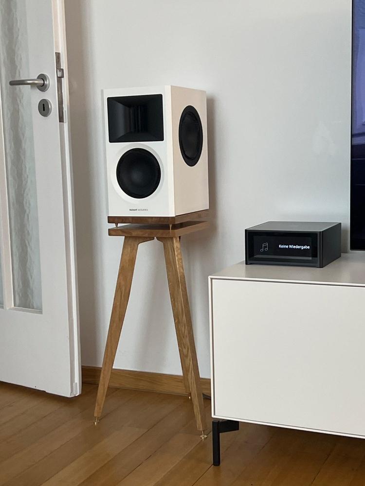 550-600mm The Bittern Hardwood Speaker Stands (Pair) - Customer Photo From Patrick K.
