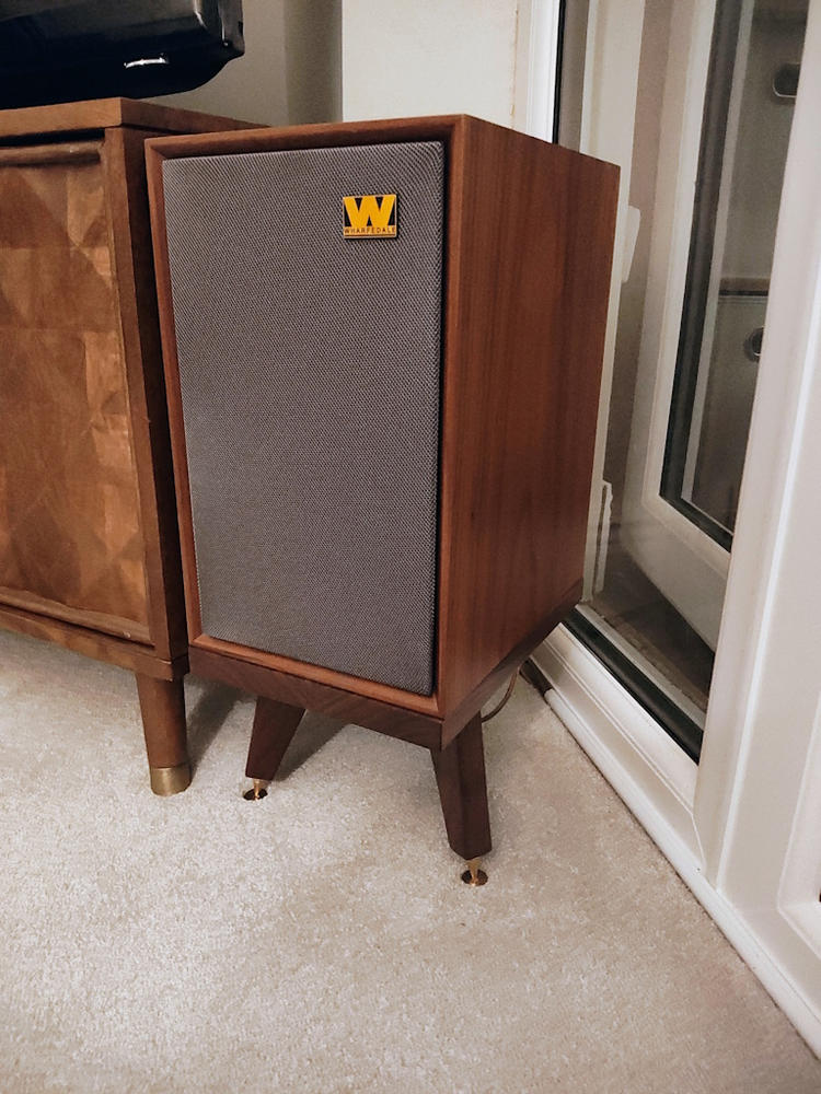 Wharfedale’s Denton 80 Speaker Stands 140-900mm (Pair) - Customer Photo From Tracy Monk