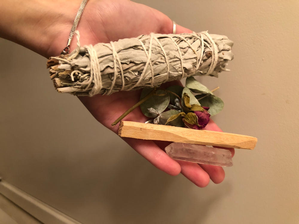 The Mini Smoke Cleansing Kit (FREE WITH CODE: 2020FLOW) - Customer Photo From Marie B.
