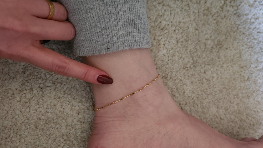 BAR CHAIN ANKLET - Customer Photo From Ayumi Levette