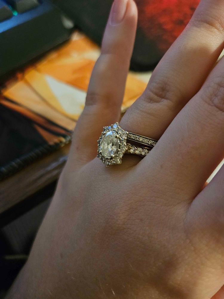 Enchanted Star Lab Grown Diamond 14K Gold Belle Halo Engagement Ring with Rose Gallery - Customer Photo From Joshua Quiles