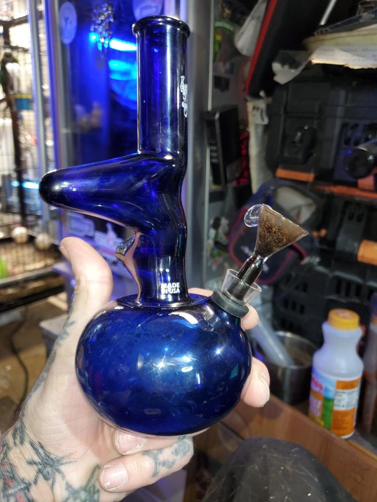 Glowfly Glass Double Z Bong - Customer Photo From HOWARD LEES