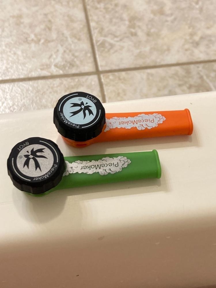 Piecemaker Karma Silicone Pocket Pipe - Customer Photo From Cindy C.