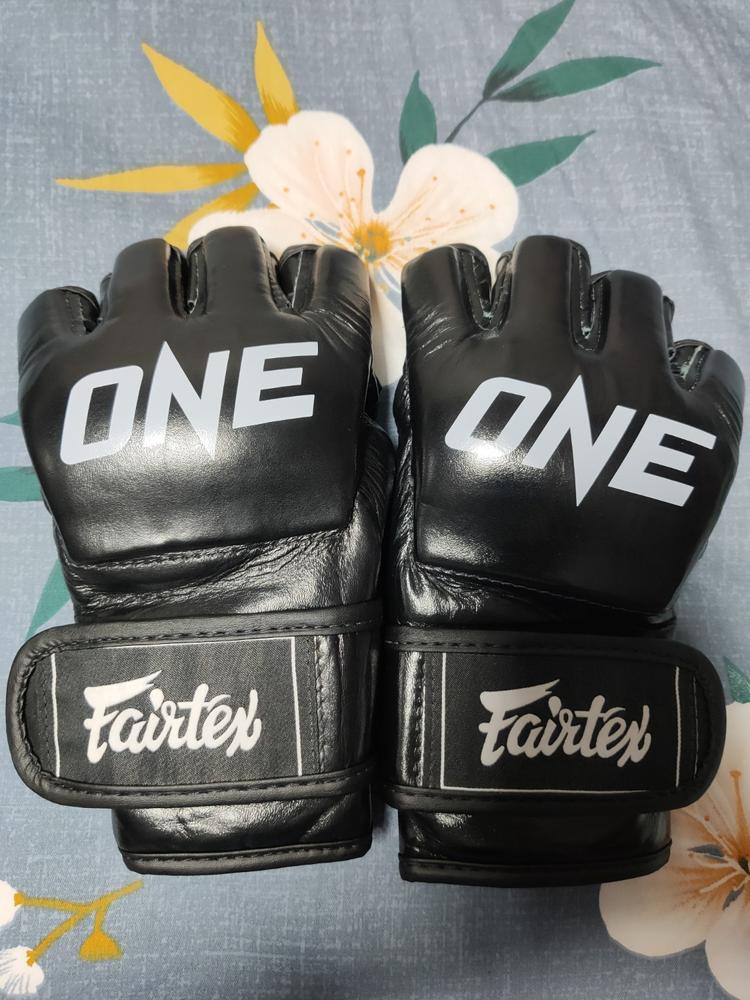 ONE x Fairtex MMA Gloves (Black) - Customer Photo From Bhavani
