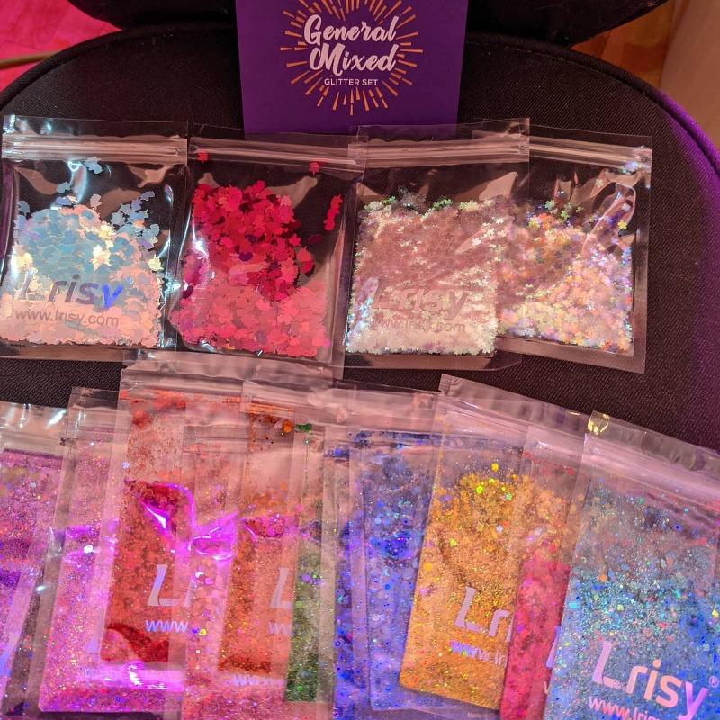 Lrisy Holographic Glitter Set 15 Of Color (Total 150g) - Customer Photo From Alexandra Bourassa