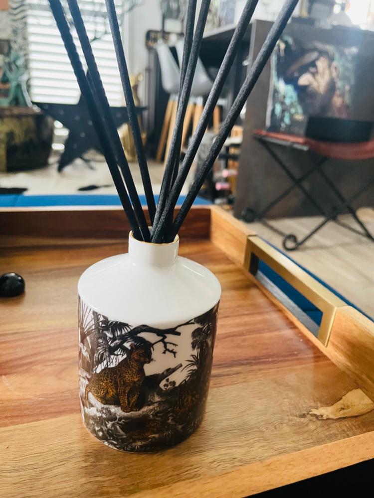 The Jungle Luxury Reed Diffuser Refill - Customer Photo From Anonymous