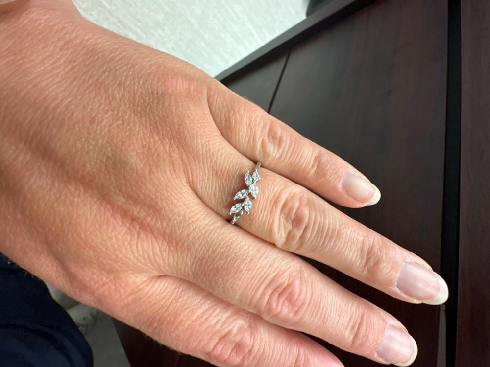 Silver Leaf Ring - Freya - Customer Photo From Lisa-Ann Doucet