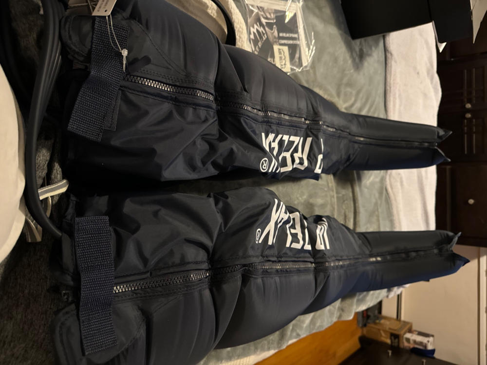 AIR RELAX PLUS AR-3.0 LEG RECOVERY SYSTEM - Customer Photo From Kathleen Durnin