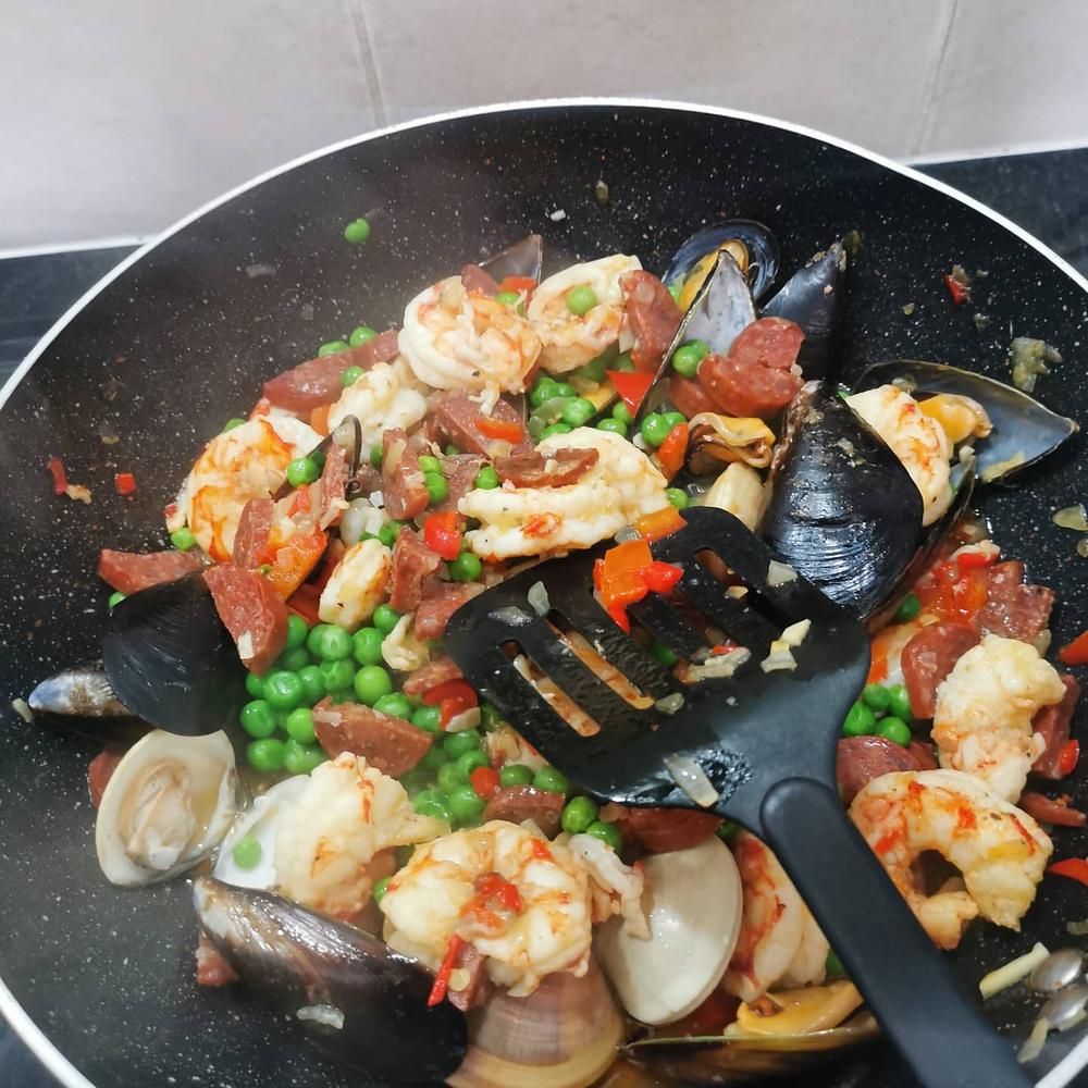 Paella Box | Seafood Platter | Prawns, Clams, Scallops, Mussels, Squid, Tuna (3.8kg) - Customer Photo From Christoff