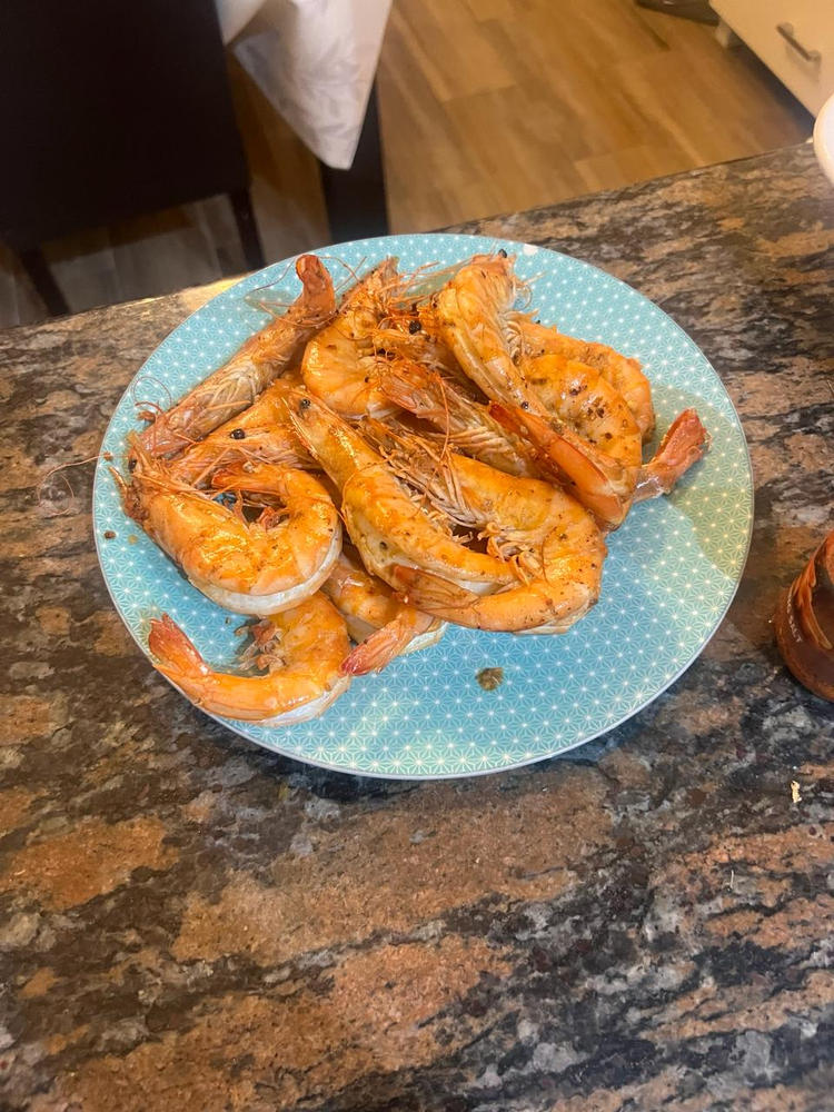 King Prawns Whole | Cut & Deveined | Frozen Box | Cultivated | 1.6kg - Customer Photo From Andrew J.